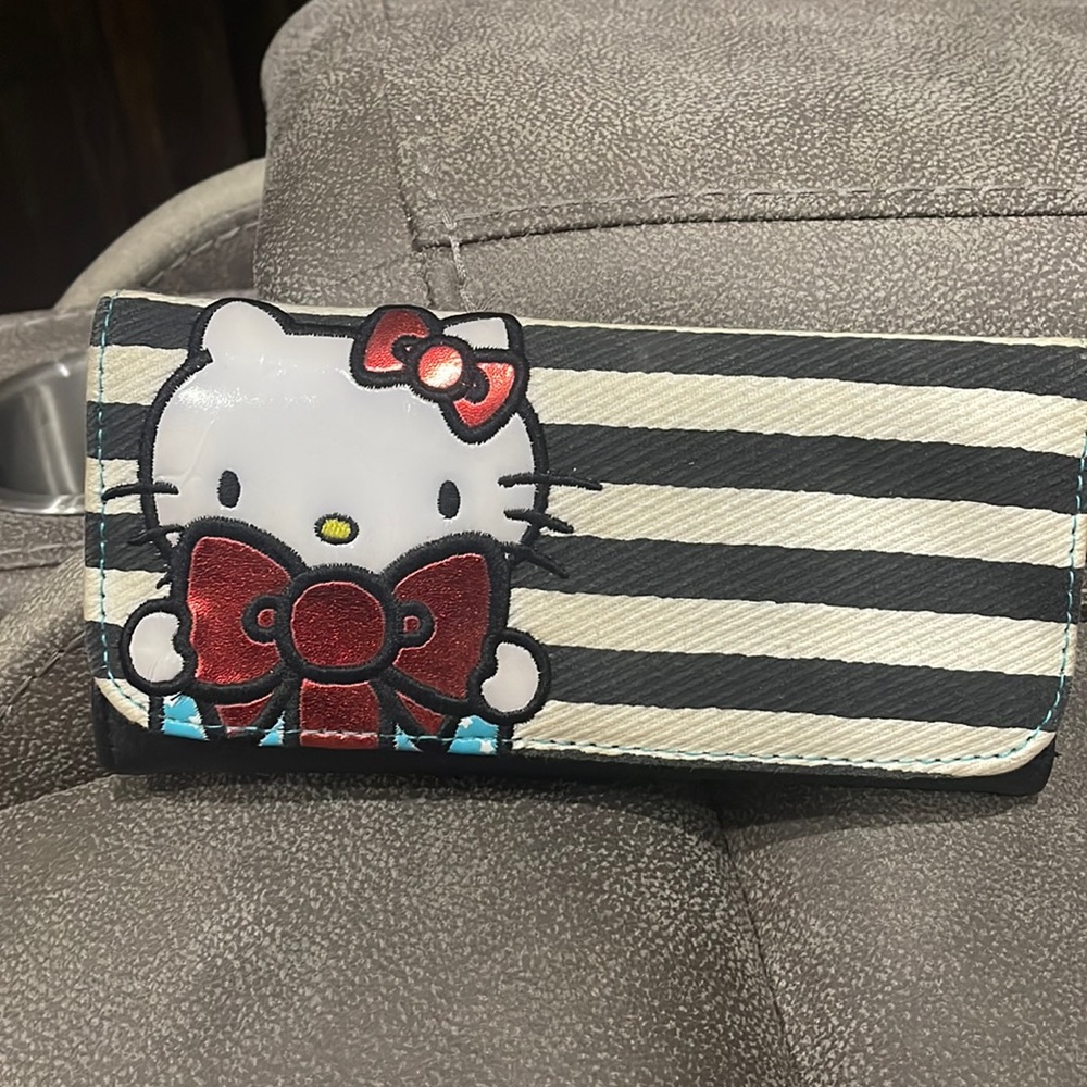 Hello Kitty Wallet Small Gift Edition